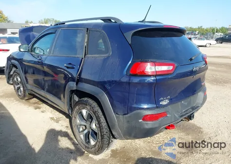 2015 Jeep Cherokee Trailhawk z USA, uszkodzony, nr VIN 1C4PJMBS6FW527306